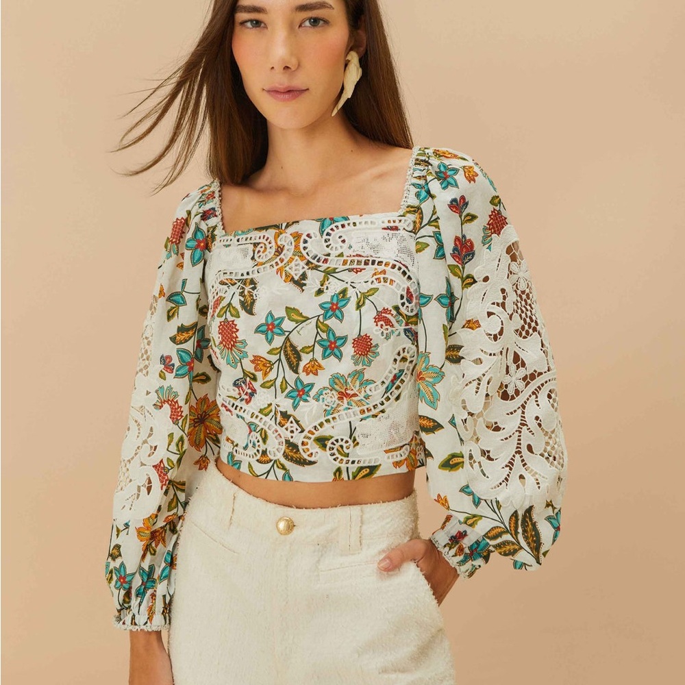 FARM Rio NWT Embroidered Blouse